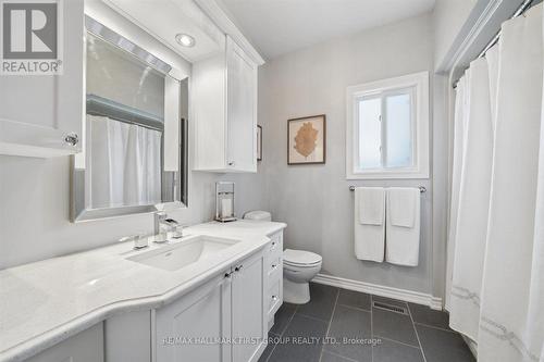 Main Floor 4 pc. Bathroom - 33 Deerfield Drive, Hamilton Township, ON 