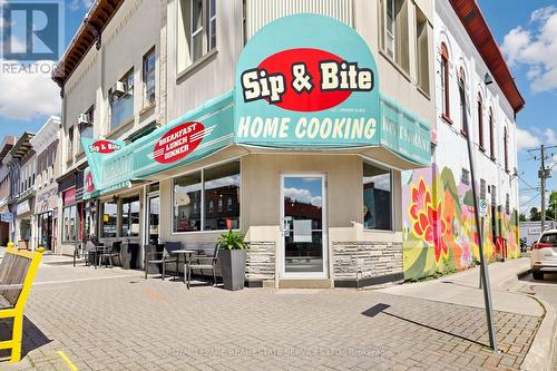 39 Arthur Street, Woolwich, ON 