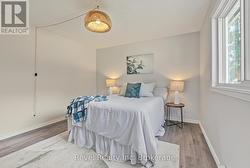 Primary Bedroom - Main Floor - 
