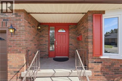 102 Trenholme Crescent, Hamilton, ON 