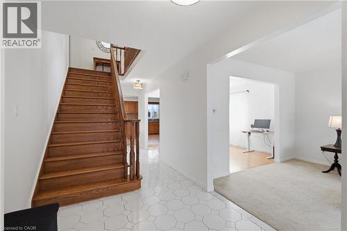102 Trenholme Crescent, Hamilton, ON 