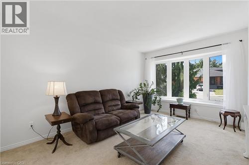 102 Trenholme Crescent, Hamilton, ON 