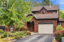 2182 MARGOT STREET Oakville, ON L6H 3M1