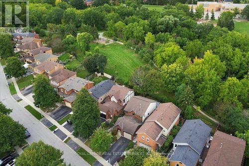 Steps to parkette! - 2182 Margot Street, Oakville, ON 