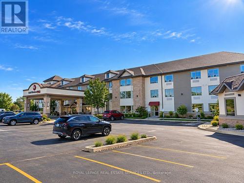 2412 Queensway Drive, Burlington, ON 