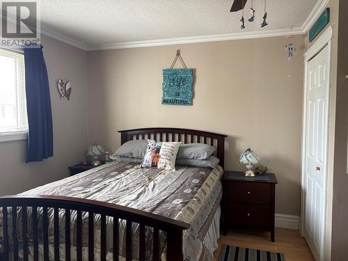 5 White'S Avenue, Stephenville, NL 