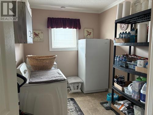 5 White'S Avenue, Stephenville, NL 