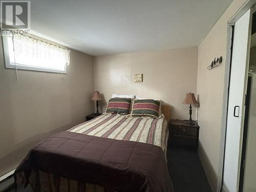 5 White'S Avenue, Stephenville, NL 
