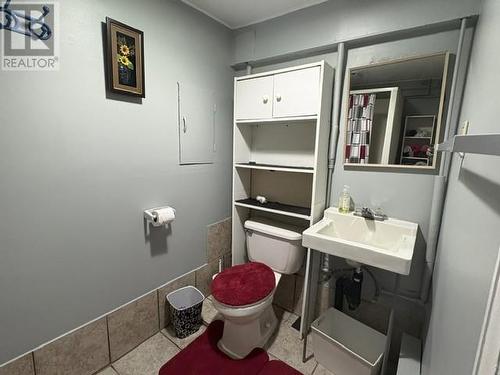 5 White'S Avenue, Stephenville, NL 