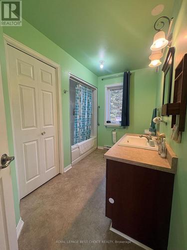 Main Floor Bathroom - 234389 Wendigo Lake Road, Englehart (Central Timiskaming), ON 