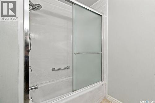 1921 Mckercher Drive, Saskatoon, SK 