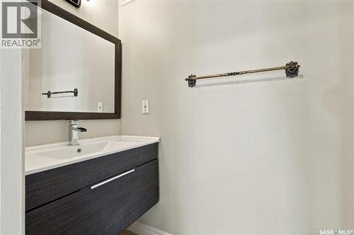 1921 Mckercher Drive, Saskatoon, SK 