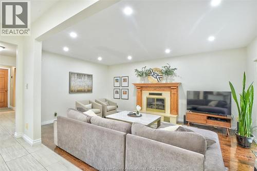 2300 Santo Drive, Windsor, ON 