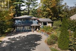 37 WOODLAND DRIVE Bracebridge, ON P1L 1M3