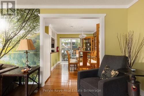 37 Woodland Drive, Bracebridge, ON 