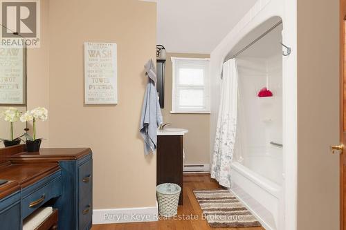 37 Woodland Drive, Bracebridge, ON 