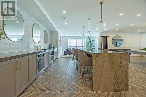Lounge - 414 - 480 Callaway Road, London North (North R), ON 