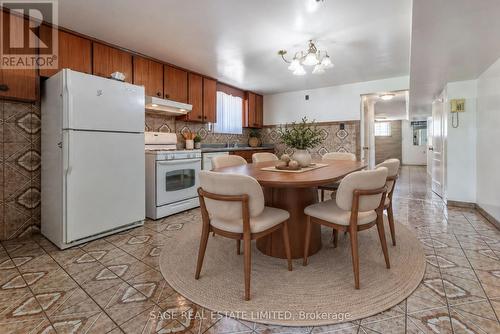 21 Debby Court, Toronto, ON 