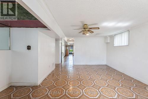 21 Debby Court, Toronto, ON 