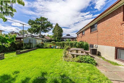 21 Debby Court, Toronto, ON 