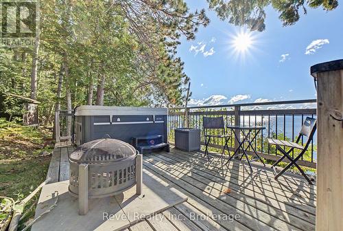 Hot tub deck - 165 Viceroy Road, North Bay (Birchaven), ON 