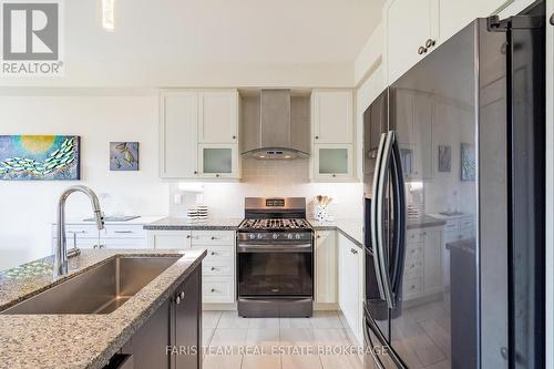 3 Hutton Crescent, Essa, ON 
