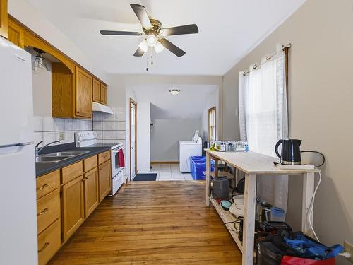 17 East Pleasant Street, Amherst, NS 