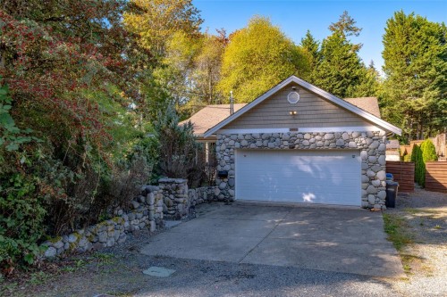 821 Park Ave, Nanaimo, BC 
