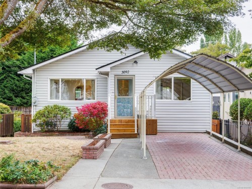 3092 Albany St, Victoria, BC 
