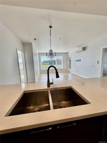 #303-300 Belmont Rd, Colwood, BC 