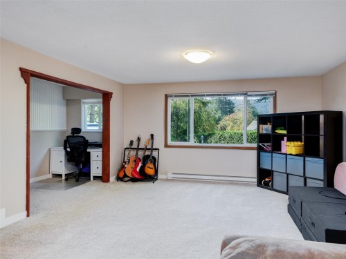 6647 Trudeau Terr, Central Saanich, BC 