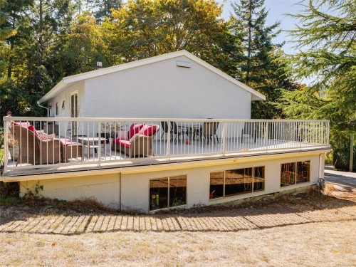 6647 Trudeau Terr, Central Saanich, BC 
