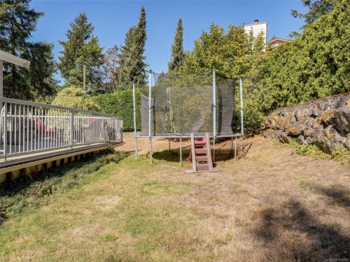 6647 Trudeau Terr, Central Saanich, BC 