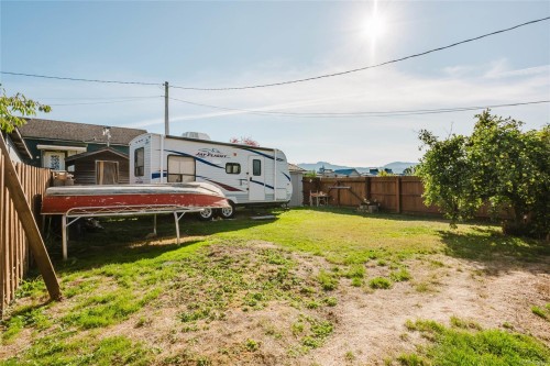 4374 Maitland St, Port Alberni, BC 