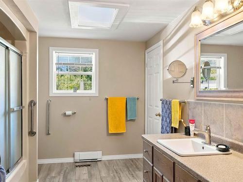 989 Lighthouse Road, Bay View, NS 