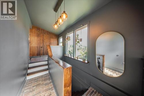 1398 Victoria Avenue, Rossland, BC 
