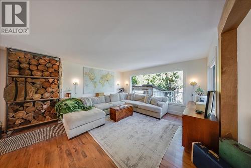 1398 Victoria Avenue, Rossland, BC 