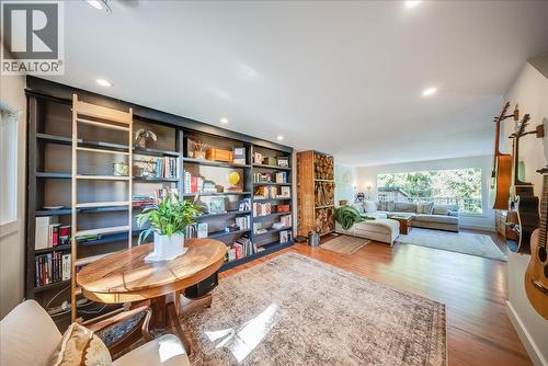 1398 Victoria Avenue, Rossland, BC 