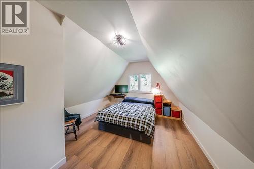 1398 Victoria Avenue, Rossland, BC 