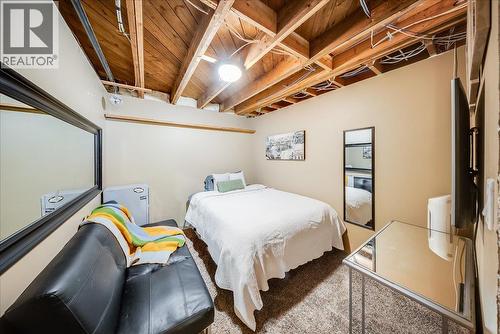 1398 Victoria Avenue, Rossland, BC 