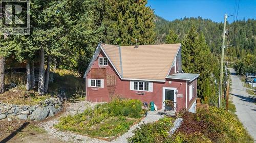 1398 Victoria Avenue, Rossland, BC 