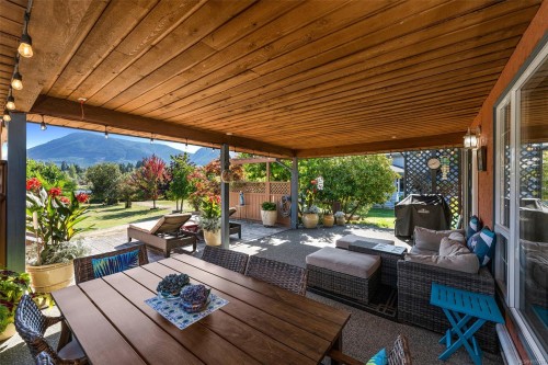 170 Wavell Rd, Lake Cowichan, BC 