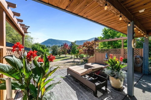 170 Wavell Rd, Lake Cowichan, BC 