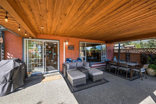 170 Wavell Rd, Lake Cowichan, BC 