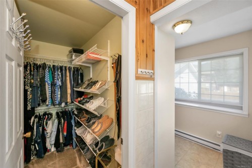 170 Wavell Rd, Lake Cowichan, BC 