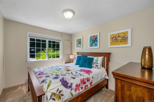 170 Wavell Rd, Lake Cowichan, BC 