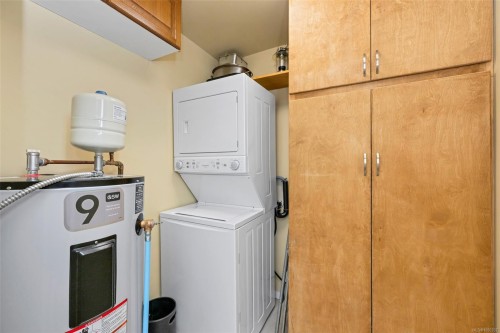 170 Wavell Rd, Lake Cowichan, BC 