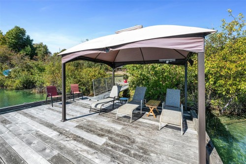 170 Wavell Rd, Lake Cowichan, BC 