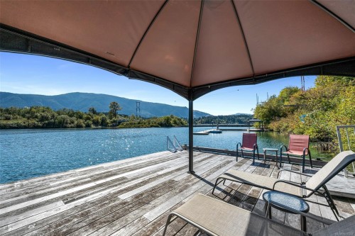 170 Wavell Rd, Lake Cowichan, BC 