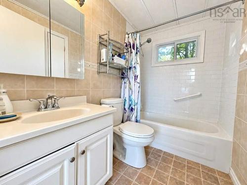 469 311 Highway, North River, NS 